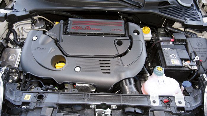 Καλές επιδόσεις, με κατανάλωση 3,5 λτ./100 χλμ. και μηδενικά τέλη προσφέρει ο 1,3 JTDM-2 των 85 ίππων.